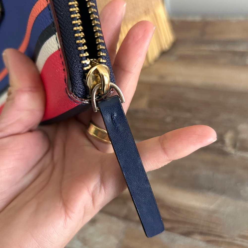 ♠️Kate Spade ♠️ Large Continental Wallet - Picture 9 of 15